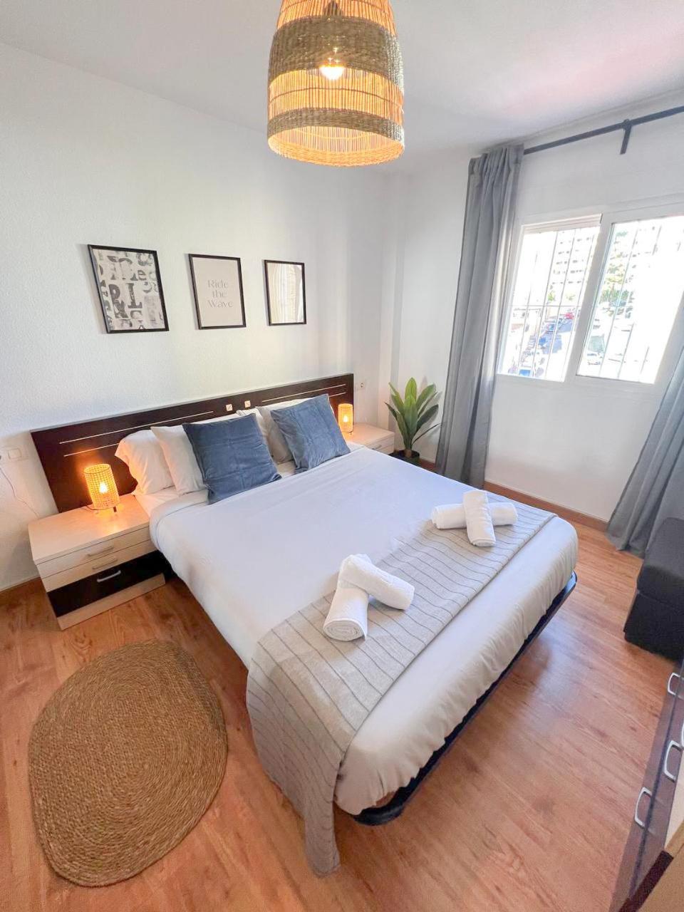 Large & Cozy Centrally Apartment Torremolinos Eksteriør billede