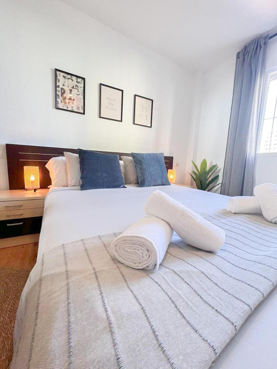Large & Cozy Centrally Apartment Torremolinos Eksteriør billede