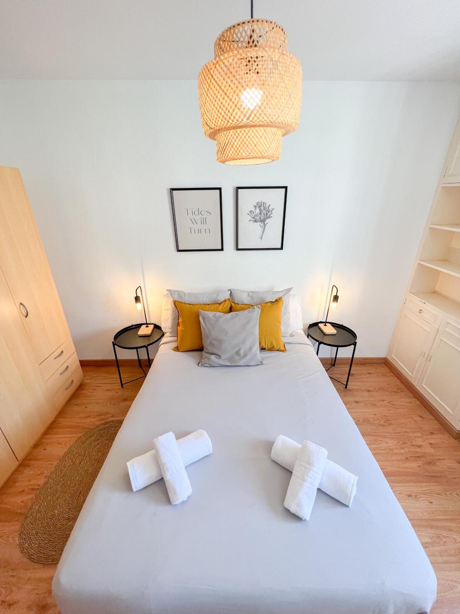 Large & Cozy Centrally Apartment Torremolinos Eksteriør billede